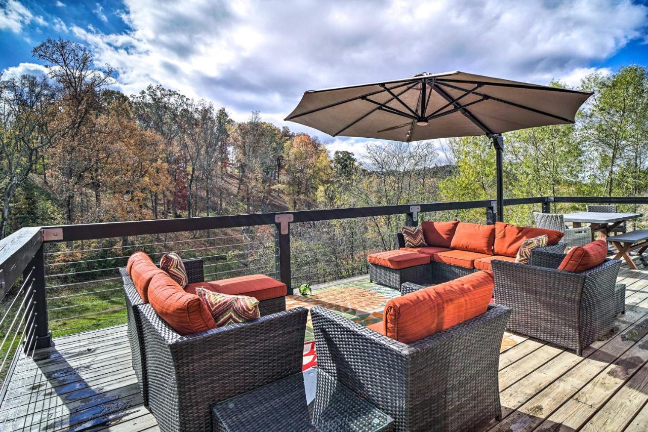 Spacious Sevierville Home With Hot Tub! Esterno foto