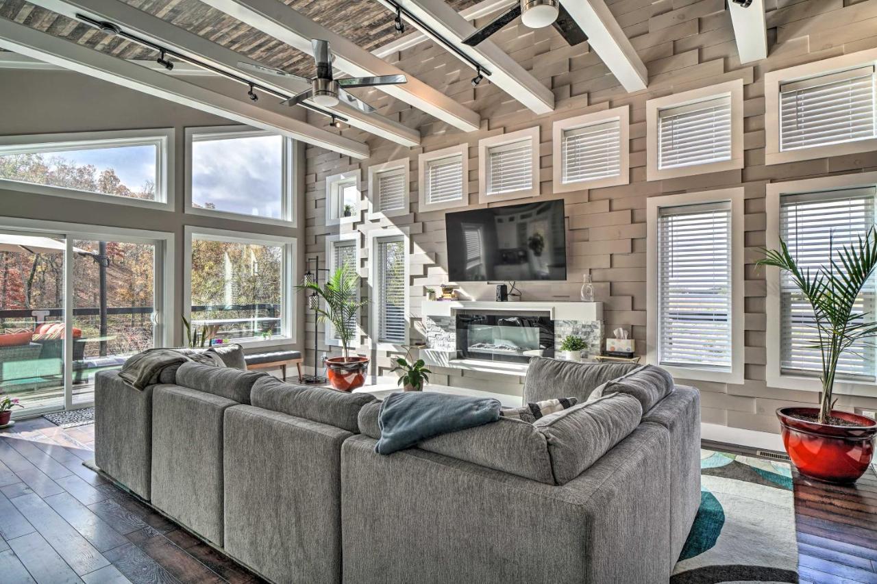 Spacious Sevierville Home With Hot Tub! Esterno foto