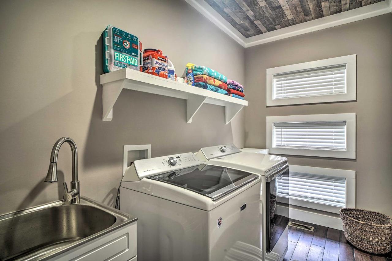 Spacious Sevierville Home With Hot Tub! Esterno foto