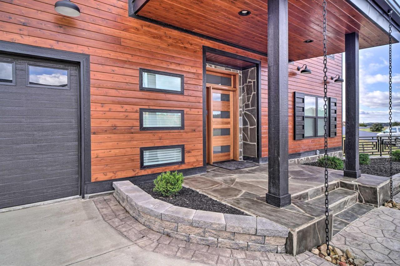 Spacious Sevierville Home With Hot Tub! Esterno foto